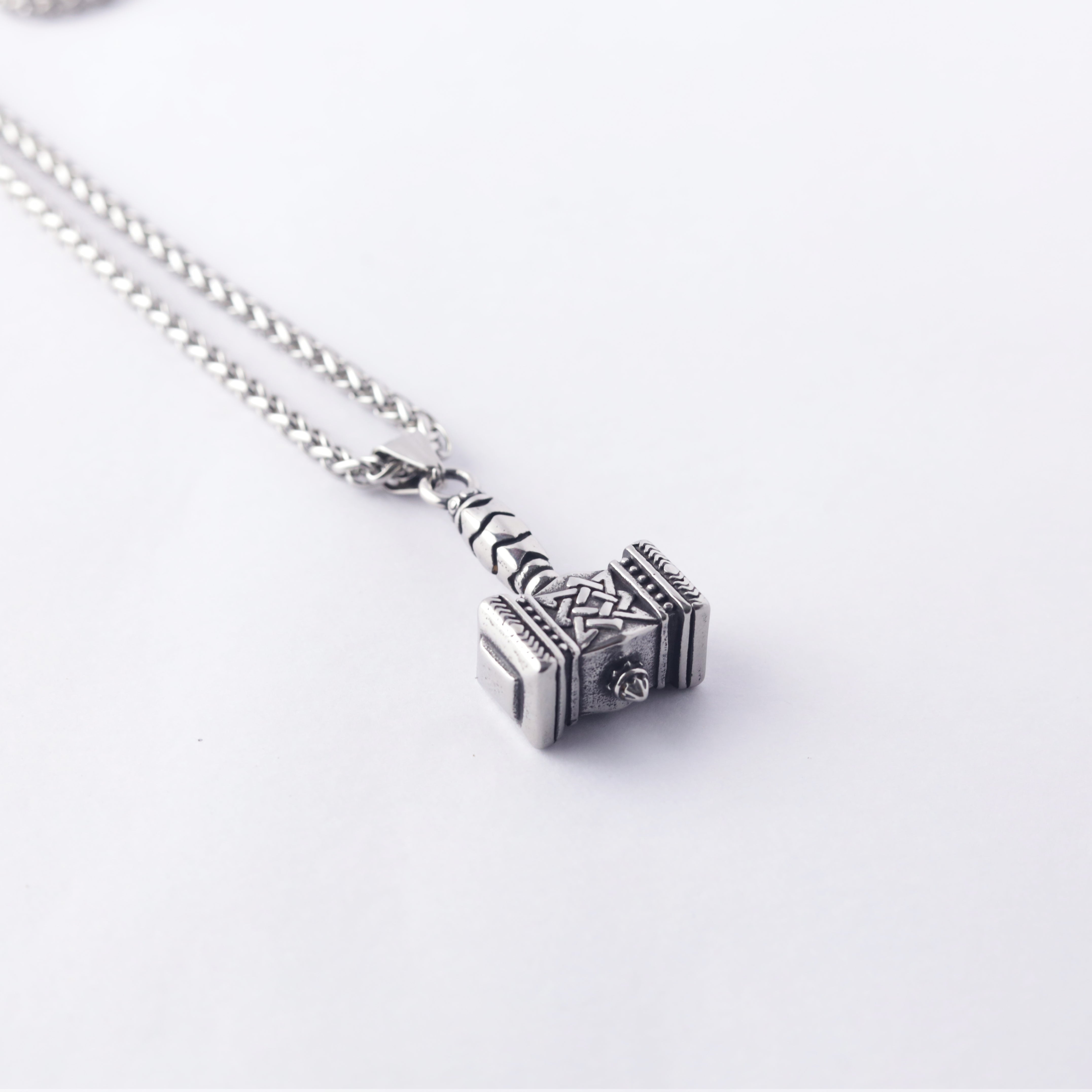 Thor’s Hammer Necklace (Mjölnir)